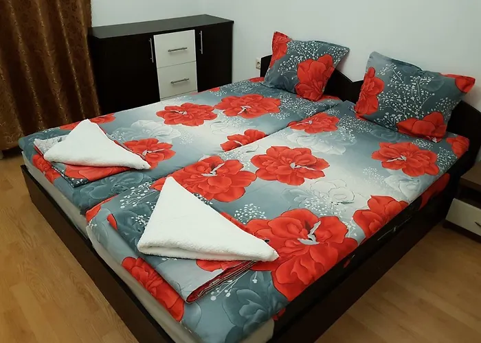 Aphrodite Rose Apartment *