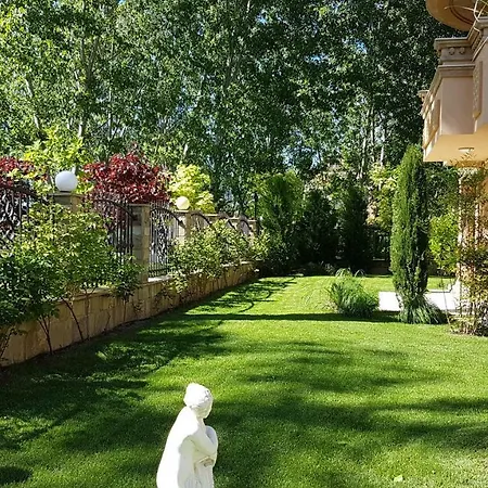 Apartament Aphrodite Rose *