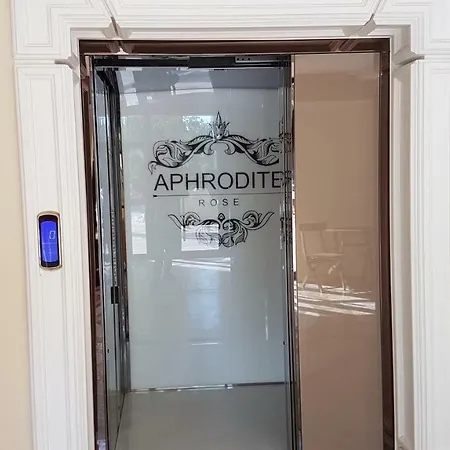 Aphrodite Rose Apartament